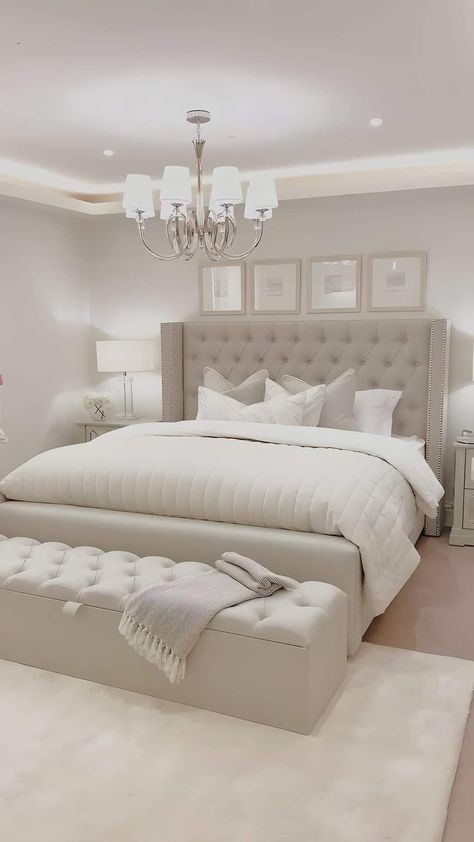 Simple Classy Bedroom, Baby Pink Bedroom, Luxury Room Bedroom, Classy Bedroom, Modern Luxury Bedroom, Dekorasi Kamar Tidur, Bilik Tidur, Home Design Living Room, घर की सजावट