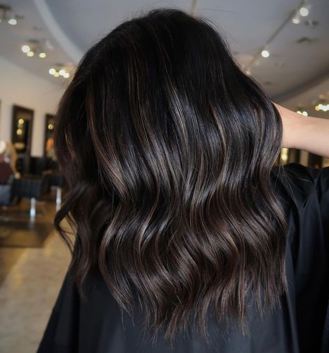 Sunkissed Hair Brunette: Achieving the Perfect Natural Highlights 13 Subtle Balayage Brunette, Medium Brunette Hair, Sunkissed Hair Brunette, Sunkissed Hair, Brown Hair Shades, Black Hair Balayage, Dark Brunette Hair, Brunette Hair With Highlights, Hair Brunette