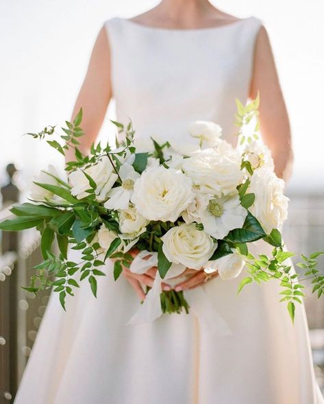 What garden bouquet dreams are made of! This baby can be seen featured on @martha_weddings with @clayaustin @simplychicwed @sarehnouri and… White Garden Roses, Foodie Wedding, Green Wedding Bouquet, Austin Photography, Martha Weddings, Winter Gardening, Green Bouquet, Romantic Bouquet, White Bridal Bouquet