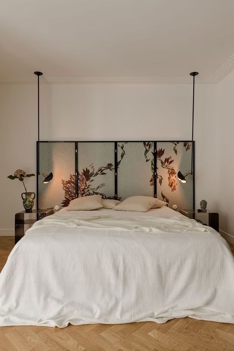 Long Bedroom Wall, Long Bedroom, Bedroom Headboards, Indoor Pool House, Green Headboard, House Elements, Headboard Bed, Old Apartments, Headboard Decor