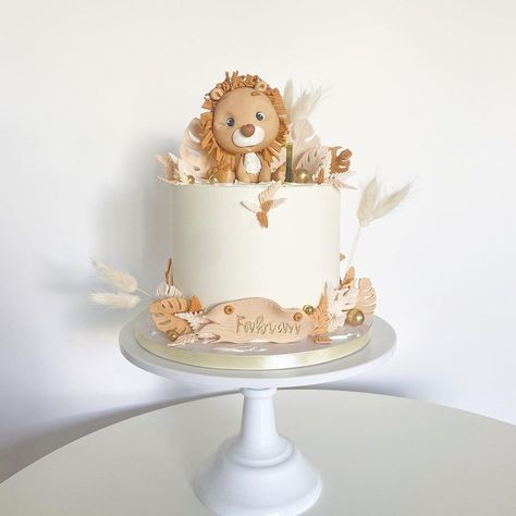 Cake Bday, Jungle Cakes, Lion Cake, Jungle Cake, Safari Cakes, Baby Lion, 1st Birthday Cake, Instagram Baby, 1st Bday