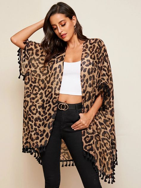 Animal Print Clothes, Animal Print Kimono, Leopard Kimono, Kimono Outfits, Loose Kimono, Travel Ootd, Bandhani Dress, Chiffon Shawl, Animal Print Outfits