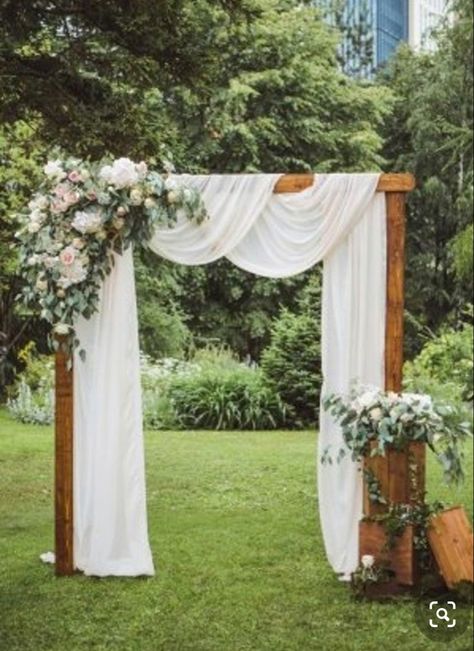 Wedding Arbors, Rustic Wedding Showers, Rustic Wedding Decorations, Wedding Shower Decorations, Wedding Arbour, Sand Ceremony, Bachelorette Party Games, Table Runners Wedding, Ceremony Arch