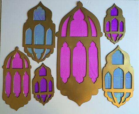 Andrea's Arabian Nights: My own props: Lanterns cutouts before detailing with gems Alladin Classroom Theme, Aladdin Crafts For Kids, Arabian Nights Party Decorations, Aladdin Crafts, Lantern Cutout, Arabian Nights Prom, Arabian Nights Theme Party, Aladdin Musical, Princess Jasmine Party