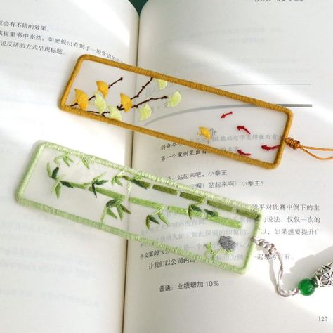 Smarter Shopping, Better Living! Aliexpress.com Seni Resin, Penanda Buku, Initial Disc Necklace, 자수 디자인, Hand Embroidery Art, Monogram Necklace, Necklace Minimalist, Bookmarks Handmade, Embroidery Hoop Art