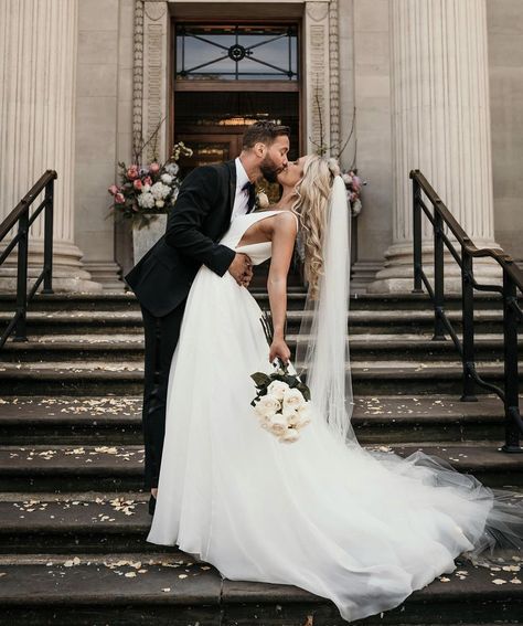 Wedding Shot List, Suzanne Neville, Registry Office Wedding, Wedding Portrait Poses, Wedding Picture Poses, Wedding Couple Poses Photography, Wedding Kiss, Wedding Photography Styles, Wedding Couple Poses