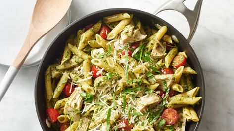 Pesto Pasta with Chicken and Tomatoes Recipe - BettyCrocker.com Pesto Pasta With Chicken, Pizza Quinoa, Chicken Recipes With Tomatoes, Pasta With Chicken, Pappardelle Pasta, Pesto Pasta Recipes, Chicken Pesto, Chicken Entrees, Pesto Chicken Pasta