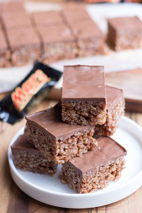 Marsbar Slice Recipes, Marsbar Slice, Mars Bar Slice, Mars Bars, No Bake Slices, Bake Sweets, Rice Bubbles, Slice Recipe, Craft Coffee