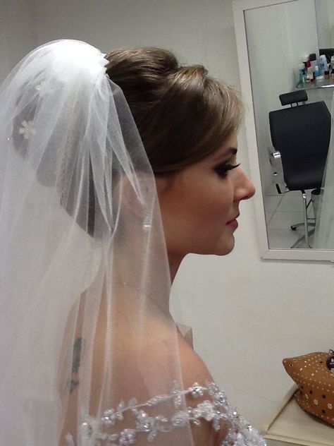 Bridal Look With Veil, Wedding Updo With Veil On Top, High Veil Hairstyles, Classic Wedding Updo With Veil, Wedding Hairstyles Updo With Veil High Bun Bridal Hair, Bridal High Bun With Veil, Veil With High Bun, High Bridal Updo With Veil, Wedding Hair Low Bun With Veil