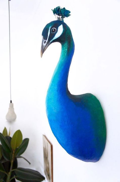 Paper Mache Peacock, Paper Peacock, Diy Peacock, Peacock Crafts, Animal Taxidermy, Peacock Pictures, Paper Mache Animals, Ganapati Decoration, Peacock Wall Art