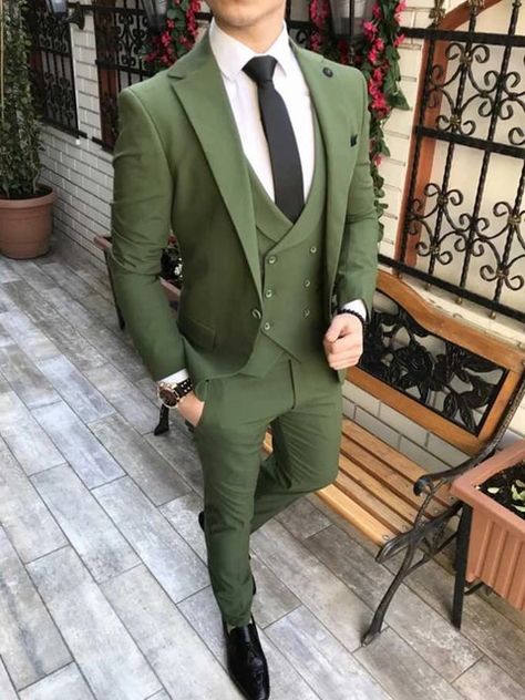 Olive Green Groom, Green Groom, Green Suit Men, Wedding Best Man, Wedding Suit Styles, The Suits, Mother Dress, Dinner Suit, Groomsmen Wedding