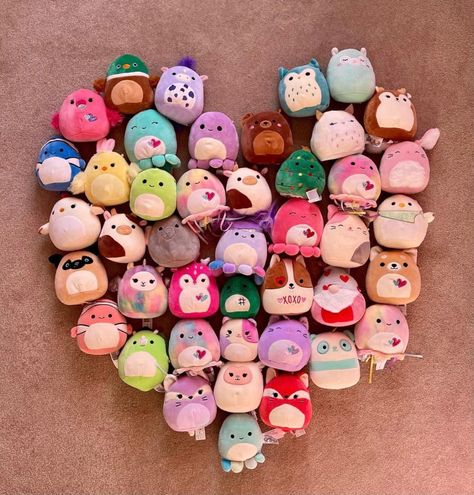 Squish Ville, Squishy Mellows, Squishmallow Aesthetic, Squish Mallow, Taustakuva Iphone Disney, Squish Mellow, Squish Mallows, Aesthetic Toys, Cool Fidget Toys