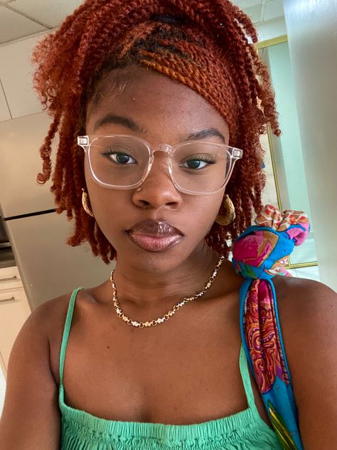 Red Mini Twists, Ginger Mini Twists With Extensions, Ginger Mini Twists, Kinking Braids Hair Styles, Hair Styles Latina, Mini Twists Natural Hair, Braided Hairstyles For Black Women Cornrows, Short Locs Hairstyles, Quick Natural Hair Styles