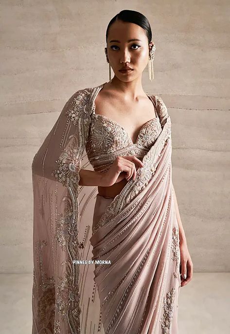 Varun Nidhika - India 🇮🇳 Varun Nidhika, Cocktail Sarees, Handwork Saree, Drape Sarees, Reception Saree, Wedding Lookbook, Royalty Aesthetic, Engagement Dress, Saree Trends