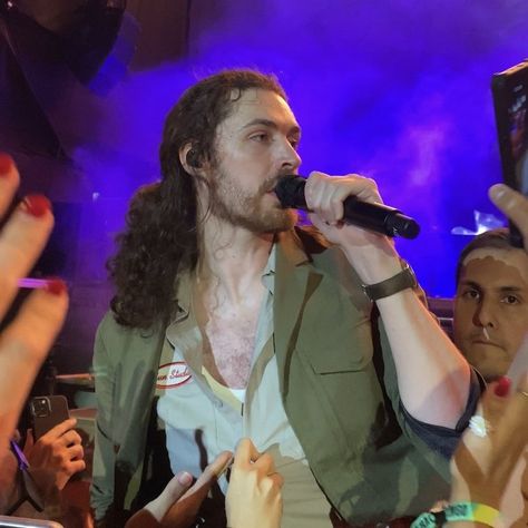 Lollapalooza Argentina, Irish Musicians, Hozier, Irish Men, Most Beautiful Man, Music Artists, Pretty People, The Man, Fangirl