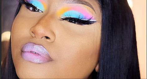 Beauty influencer Jaiye Pierre creates a pretty pastel eyeshadow look with the colors pink, blue, yellow, purple and green. Pastel Eyeshadow Looks, Easter Eyeshadow, Colorful Eyeshadow Looks, Pastel Eyeshadow, Pastel Makeup, Easter Makeup, Pastel Easter, Beauty Influencer, Colorful Eyeshadow