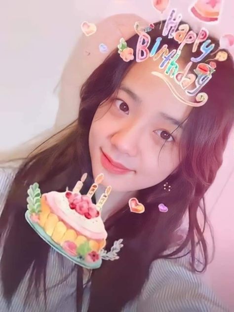 Jisoo Happy Birthday, Blackpink Savage, Black Pink Leader, 29th Birthday, Blackpink Funny, Blackpink Video, Blackpink Jisoo, Yg Entertainment, Black Pink