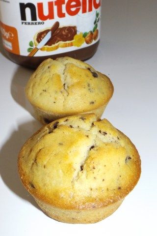 Mcdo Food, Muffin Nutella, Desserts Nutella, Nutella Muffin, Mc Do, Chocolate Chip Muffin Recipe, Chocolate Muffin Recipe, Nutella Desserts, Nutella Cake