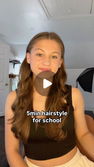 Hairstyles For School Wavy Hair, Easy And Cute Hairstyles For School, Fast Hairstyles For School, Easy Cute Hairstyles For School, Country Hairstyles, Preppy Hair, Y2k Camera, Cowgirl Hair, Cute And Easy Hairstyles