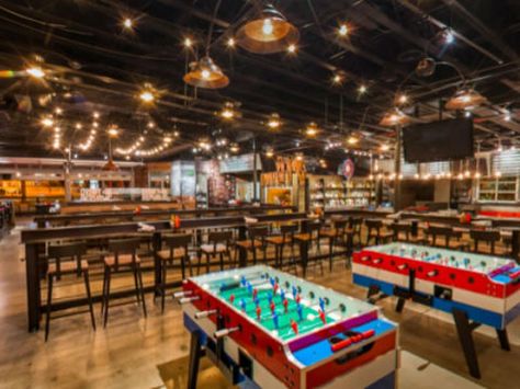 Bars & Restaurants With Games In San Diego Games In Restaurant, Restaurant With Games, Sports Bar Design Ideas, Game Bar Design, Modern Sports Bar Design, Bar And Grill Restaurant Ideas, Sports Bar Interior, Sports Bar Design, Bar Americano