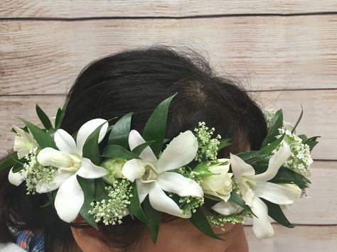 White Orchid And Rose Tropical Halo Haku Flower Crown Flower Crown Ideas, Crown Ideas, Floral Crown Wedding, Flowers Crown, Flowers Tropical, Tropical Bridal Showers, Shower Outfits, Bridal Shower Outfit, Beach Wedding Hair