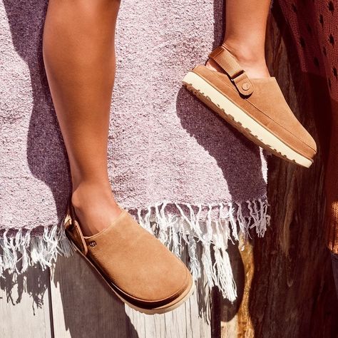 Crafted From Velvety Suede, This Versatile Platform Clog Offers A Wear-With-Everything Style. If You Are Reaching For A Clog, You'll Want Comfort, And The Goldenstar Clog Delivers! The Heel Strap Features A Swivel Design For A 2-In-1 Wearing Option -- Wear It As A Heel Strap Or Stacked On Top Of The Vamp For A Stylish Option. An Ultra-Lightweight Outsole Provides All-Day Cushion And Support. The Outsole Of This Product Is Either A Sugarsole Outsole, Which Is A Responsible Compound Using Sugarcan Golden Star Clog Outfit Ugg, Goldenstar Clog Uggs Outfit, Ugg Goldenstar Clog Outfit, Ugg Mules, Ugg Outfits, Clog Outfit, Ugg Clogs, Ivory Sandals, Studded Clogs