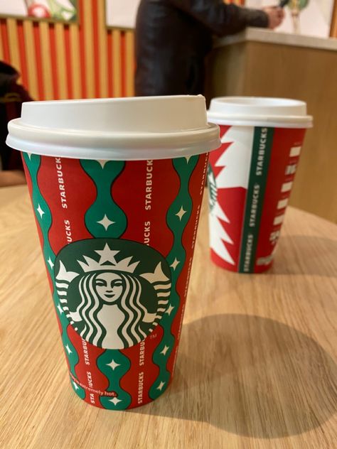 #starbucks #drink #latte #coffee Kensington Calgary, Starbucks Macchiato, Toffee Nut Latte, Starbucks Christmas Cups, Coffee Flavors, Toffee Nut, Christmas Cups, Starbucks Drink, Starbucks Christmas