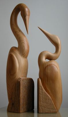 Wood Sculpture Animal, Heron Carving, Wood Carving Patterns Free, Small Wood Carving, Dogfish Shark, Sand Shark, Antler Carving, Wooden Birds, Carved Wooden Birds