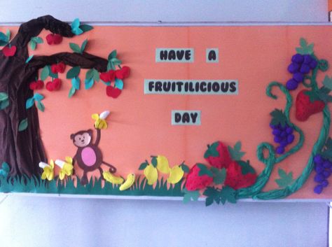 My fruit day bulletin board... Preschool Fruits Bulletin Board Ideas, Fruit Day Board Decoration In School, Fruit Day Decoration In School, Fruit Bulletin Board, Garden Bulletin Boards, Teacher Lunches, Celebration Board, Project Board, Board Decoration