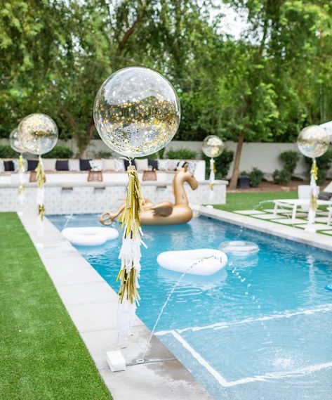 Pool Party Decor, Picnic Photography, Birthday Pool Party, Debut Ideas, Grad Party Decorations, Pool Party Decorations, Party Pops, Golden Birthday, Pool Birthday Party