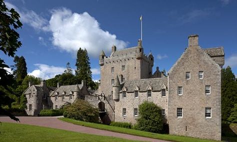 Cawdor Castle, Scotland, ca. 15th Century. Nairn Scotland, Cawdor Castle, Highlands Castle, Visiting Scotland, Golf View, Urquhart Castle, Castle Mansion, Scotland Wedding, Castles In Scotland