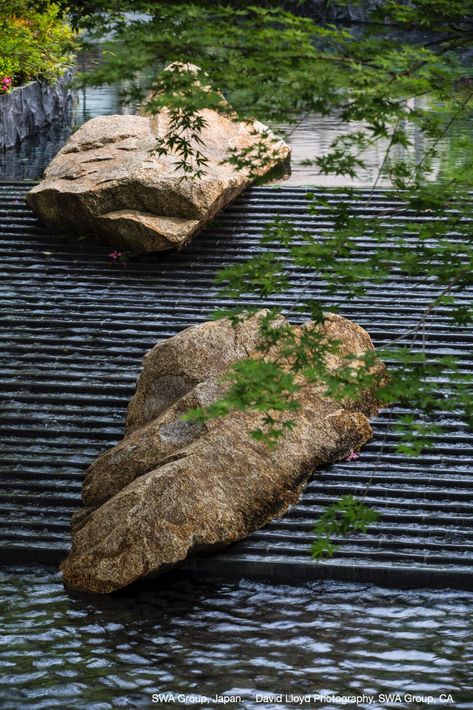 905056c1ac1dad141560467e0a99e1cf Waterscape Design, Water Architecture, Stone Landscaping, Landscape Stone, Japanese Garden Design, Landscape Elements, Rock Garden Landscaping, Landscape Architecture Design, Sanya