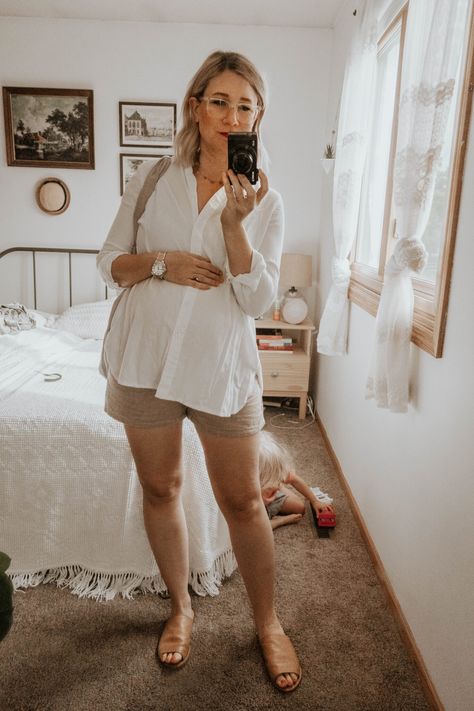 A Week of Outfits: Dressing for Comfort - Elevated Maternity Style, Crunchy Maternity Outfits, H&m Maternity, Neutral Maternity Outfit, French Maternity Style, Midsize Pregnancy, Maternity Outfits Plus Size, Modern Maternity Clothes, Boyfriend Shirt Outfits