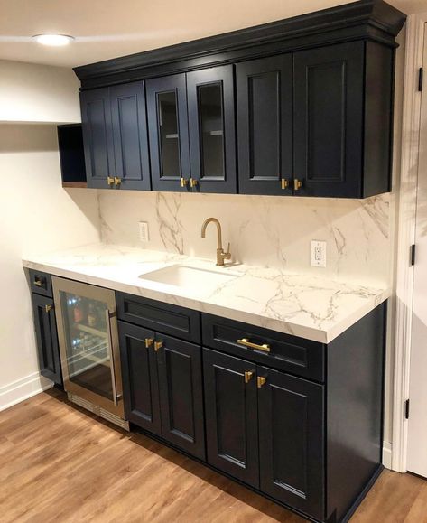 Basement Wet Bar Bar Ideas Outdoor, Mini Bar Home, Bar Cabinet Kitchen, Wet Bar Ideas, Outdoor Bar Ideas, Small Basement Kitchen, Wet Bar Basement, Basement Wet Bar, Bar Nook