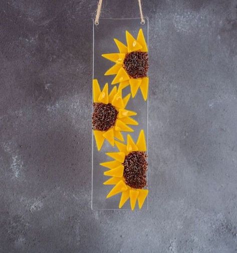 Sunflower Fused Glass Ideas, Yellow Flower Pictures, Fused Glass Sun, Glass Sunflower, Fused Glass Panel, Yellow Petals, Glass Fusion Ideas, Fused Glass Artwork, Sunflower Wall Art