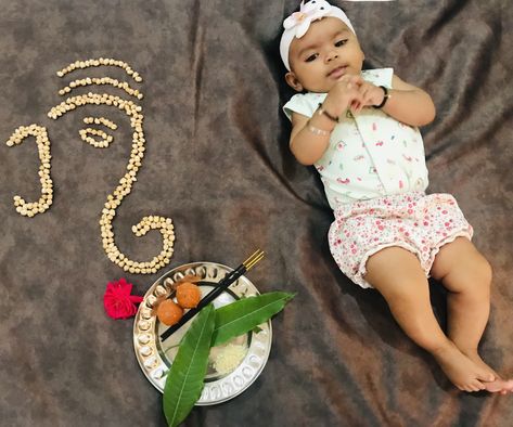 Ganpati Baby Photoshoot Ideas, Ganpati Photoshoot, Months Birthday Ideas, Creative Wall Ideas, Marriage Poses, 7th Month, Monthly Photoshoot, Monthly Ideas, Hand Casting