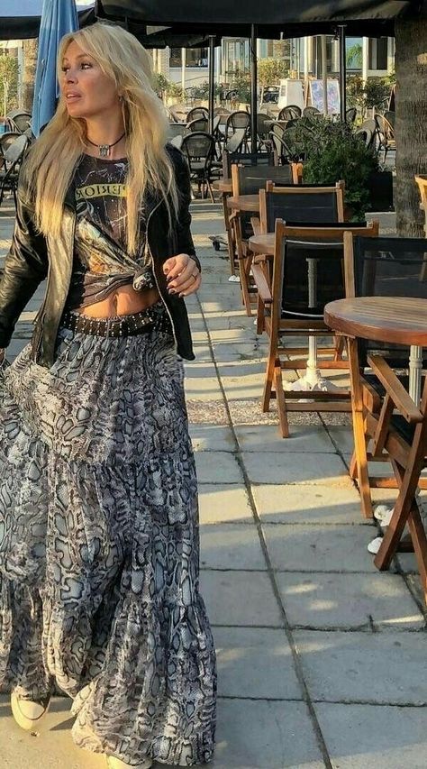 Cute Boho Outfits, Look Hippie Chic, Boho Rock, Stile Boho Chic, Look Boho Chic, Mode Hippie, Estilo Hippie, Boho Style Outfits, Mode Boho