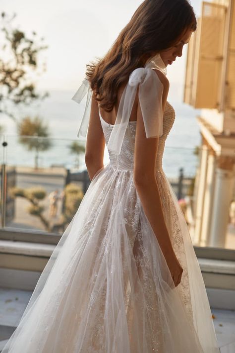 Milla Nova, Bow Wedding Dress, Fairy Tale Wedding Dress, Wedding Dresses With Straps, A Wedding Dress, Princess Wedding Dresses, Wedding Dresses Romantic, Tulle Wedding Dress, White Wedding Dresses