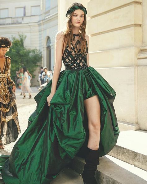 #glamitalex Zuhair Murad Couture, Green With Envy, Zuhair Murad, Beautiful Outfits, Green And Gold, High Low Dress, Ball Gowns, Formal Dresses Long, Fashion Looks