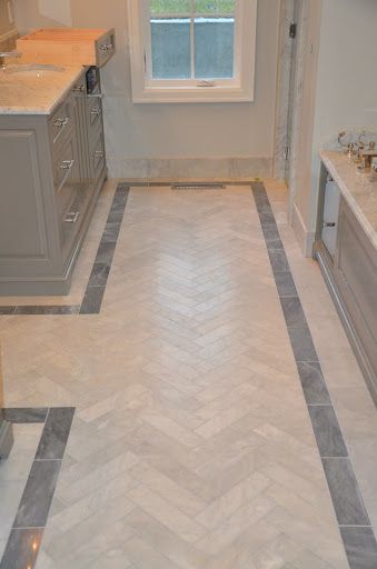 herringbone pattern tile - Google Search Herringbone With Border Floor, Tile Border Floor, Tile Floor With Border, Floor With Border, Bathroom Tile Herringbone, Entryway Tile Floor, Herringbone Tile Floor, Room Panelling, Marble Herringbone Floor