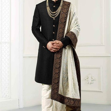 Featuring a #black quilted #indowestern #sherwani complemented with the georgette luckhnavi work shawl/dupatta with all over #handwork on… Sherwani For Men Wedding Royals, Sherwani For Men Wedding Indian Groom, Mens Wedding Wear Indian, Sherwani Groom Wedding, Indian Sherwani, Sherwani Wedding, Orang India, Groom Sherwani, Sherwani For Men Wedding