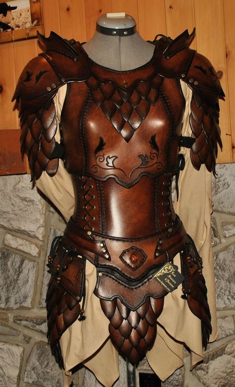 Archery Costume, Moda Medieval, Armor Cosplay, Mode Steampunk, Costume Armour, Female Armor, Cosplay Armor, Larp Costume, Leather Armor