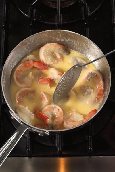 Butter Poached Shrimp, Poached Shrimp, Microwave Chicken Recipes, Pressure Cooker Recipes Chicken, Poached Fish, Oven Chicken Recipes, Garlic Butter Chicken, Ground Chicken Recipes, Cooking Tutorials