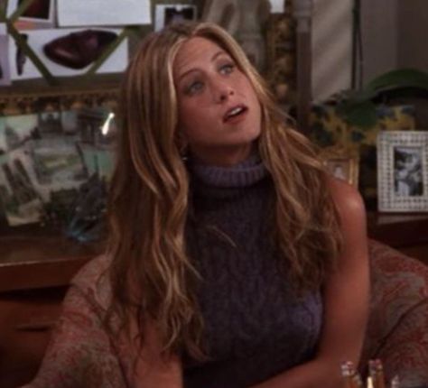 Rachel Green season 7 early episodes of Friends Rachel Green Season 7, 00s Hair, Friends Jennifer Aniston, Rachel Green Hair, Rachel Hair, Rachel Green Friends, Rachel Green Outfits, Rachel Friends, Green Jobs