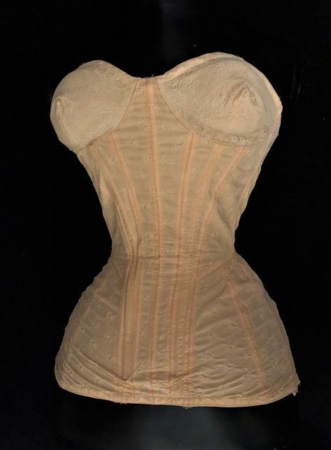 Corset Making, Corsets And Bustiers, Corsets, Bouquets, Strapless Top, Roses, Lingerie, Satin, Paris