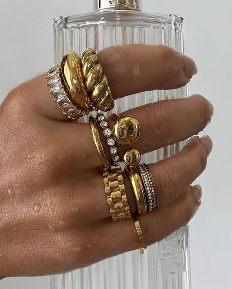 ✨from simple stacking rings, to unique statement rings, diamond glam rings, classic rings…mood has you covered. shop our exquisite collection of rings now and start building your new stack✨ Cool Girl Rings, Lots Of Rings On Hand, How To Ring Stack, Gold Statement Rings, Classy Ring Stack, Ring Stack Mixed Metal, Gold Rings Stack, Maximalism Jewelry, Ring Stacking Ideas