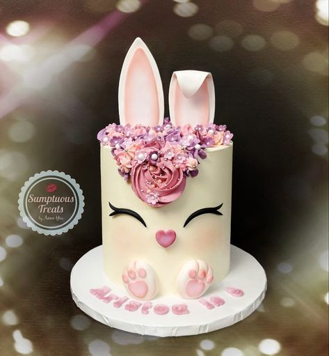 Buttercream Bunny Cake ~ Cuteness Overload🐰❤️ #bunnycake #bunnycakes #bunny���🐇 #buttercreamcakes #cutebunny #buttercreamcakesgta #trendycakes #cakesforgirls #bunnybirthday #rainbowcakes #cutestcakeever #cakedesign www.instagram.com/sumptuoustreats Buttercream Bunny, Cake Rabbit, Easter Bunny Cake Topper, Bunny Cakes, Bunny Birthday Cake, Cake Designs For Kids, Fondant Cake Designs, Easter Bunny Cake, Rabbit Cake