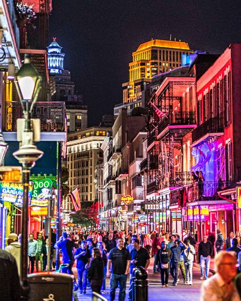 New Orleans Landmarks, Nola Aesthetic, Hazbin Oc, New Orleans Music, Downtown New Orleans, New Orleans Vacation, New Orleans City, Usa Trip, Visit New Orleans