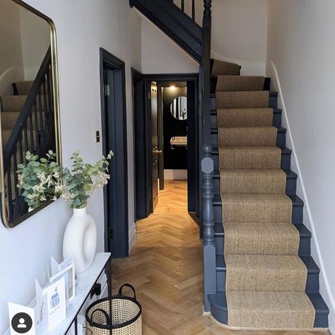 Dark Staircase, Stairs And Hallway Ideas, Entryway Stairs, Victorian House Interiors, Painted Staircases, Hallway Colours, House Staircase, Hallway Inspiration, Narrow Hallway Decorating