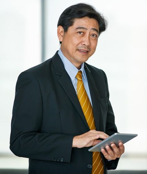 Portrait 50s asian male executive vision... | Premium Photo #Freepik #photo #background #business #people #technology Asian Business Man, Professional Profile Pictures, Office Men, Professional Profile, Formal Suit, Chinese Man, Business People, Formal Suits, Man Photo